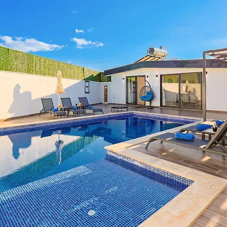 Cavdir Village 3 Bedroom Villa 8676